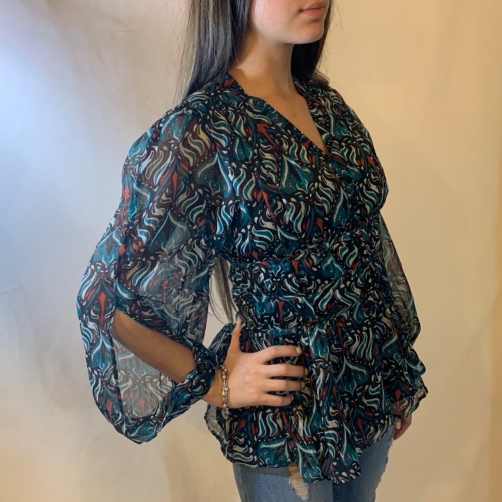 Walter Baker Gorgeous Flowy Blouse